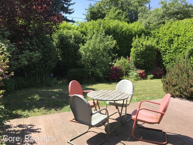 Foto del edificio - 4 br, 2 bath House - 7231 N. Foss Ave.