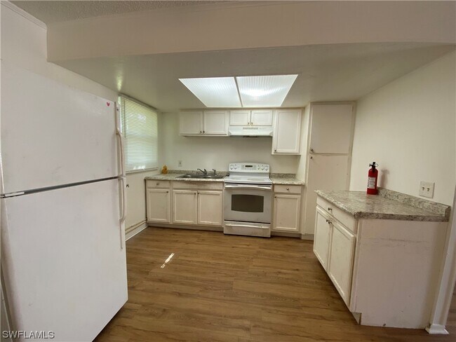 Foto del edificio - 3217 Jeffcott St