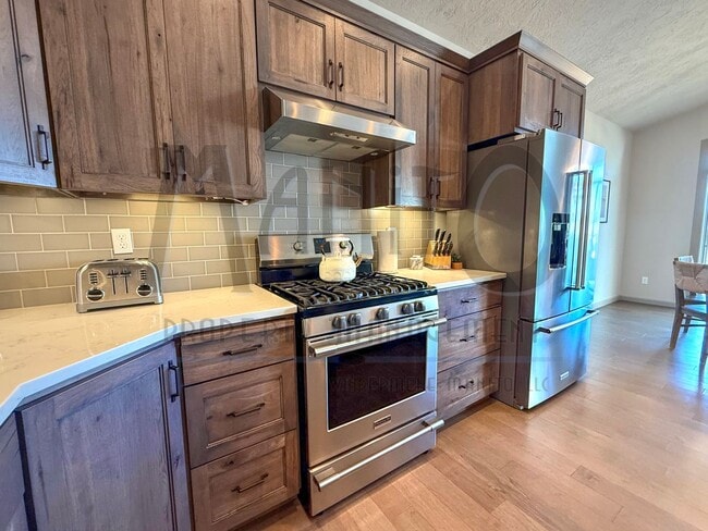 Foto del edificio - Spacious Eagle Ridge Home
