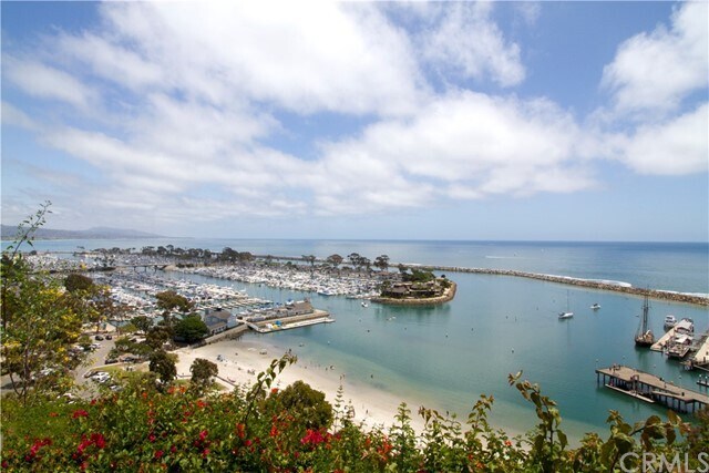 Building Photo - 24242 Santa Clara Ave