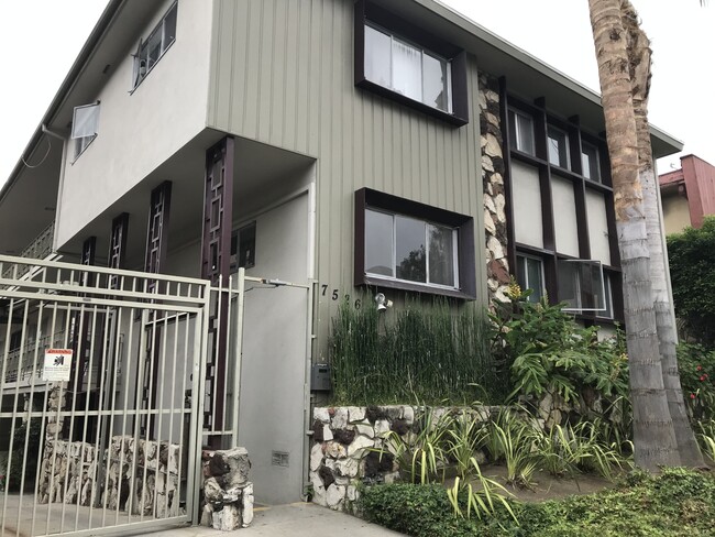 Building Photo - 7526 Fountain Ave