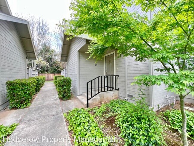 Building Photo - 3 br, 2.5 bath House - 63 Valley Club Circle