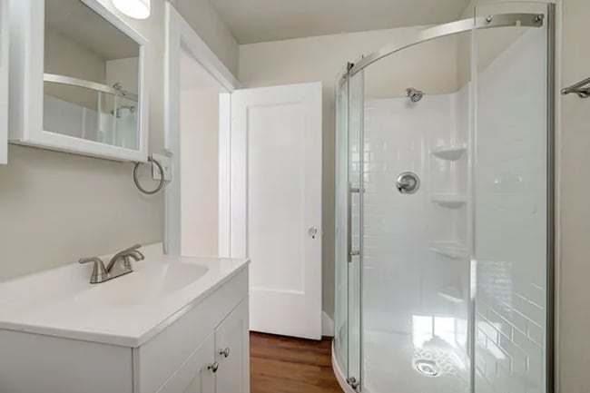 Building Photo - Renovated 4-plex in Paseo with modern 1-be...