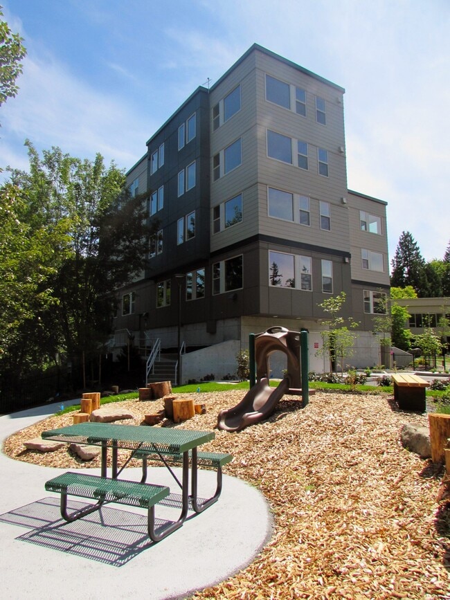 Building Photo - 30 Bellevue