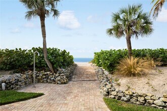 Building Photo - 10475 Gulf Shore Dr