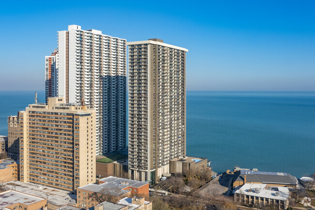 Foto del edificio - Malibu Condominiums