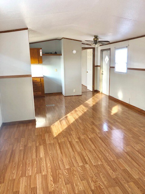 Building Photo - 1516 Jans Dr