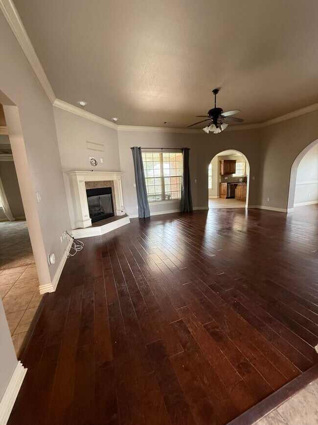 Foto del edificio - 6405 S 49th St