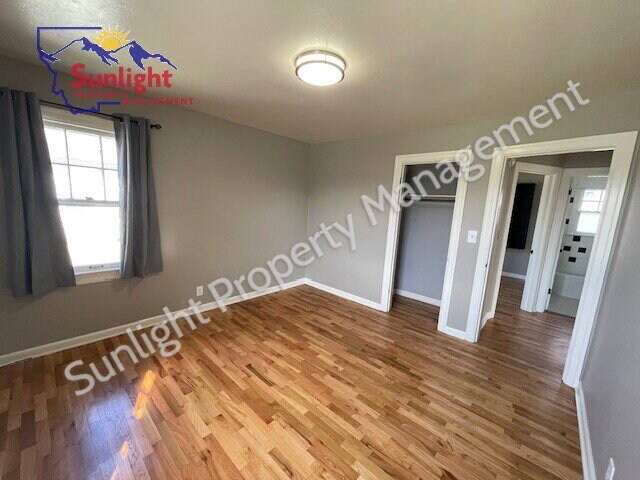 Foto del edificio - "Charming 2-Bed Home with Gleaming Hardwood Floors in Billings, MT!"