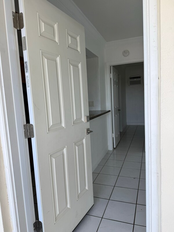 Foto del edificio - 1014 Salzedo St