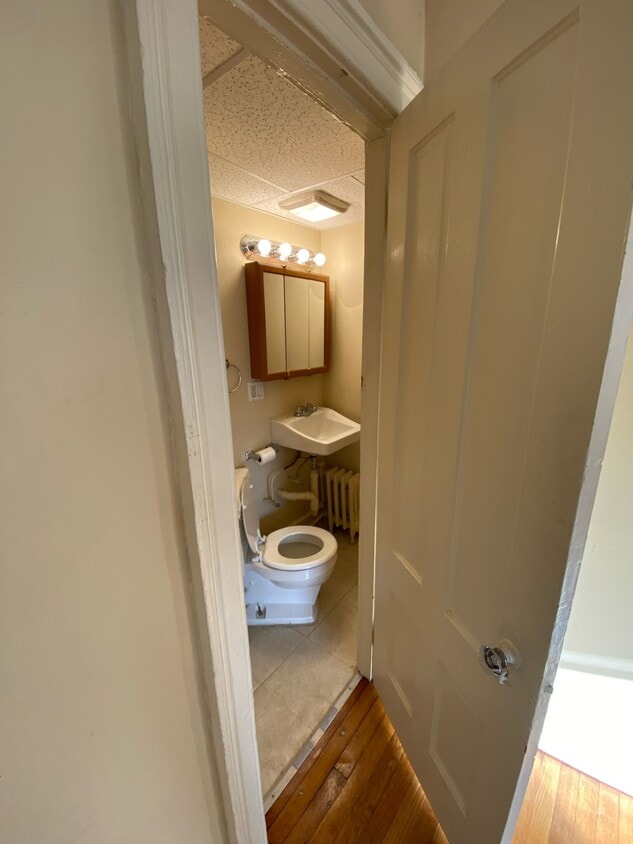 *Pictures are representative samples of the advertised unit. In some cases, the actual units you tou - 86 Myrtle St
