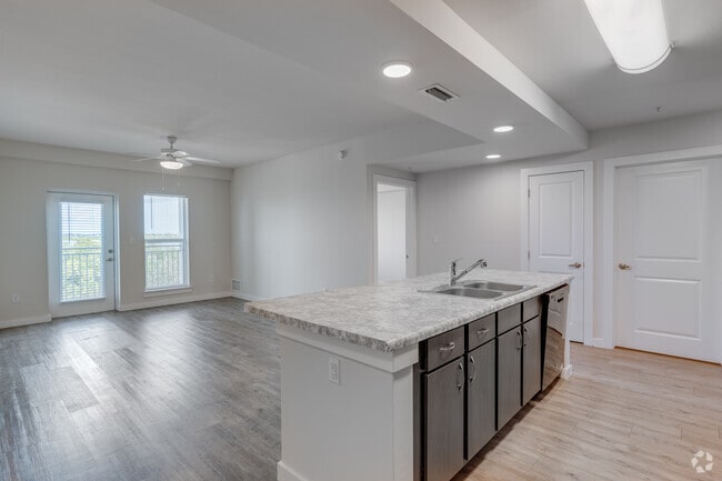 3 habitaciones, 2 baños - 1334 pies cuadrados - Cocina/sala de estar - The Quarry