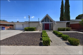 Building Photo - 8400 Parkland Dr
