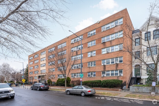 Primary - Holmead Apartments