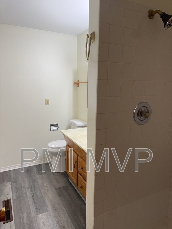 Building Photo - 1731 Lucks Rd