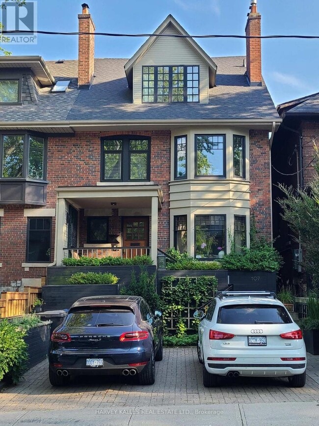 Building Photo - 107 Farnham Ave