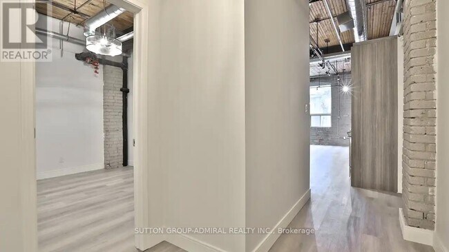 Photo du bâtiment - 34 Noble St