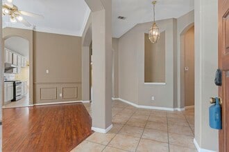 Building Photo - 10415 Courtley St