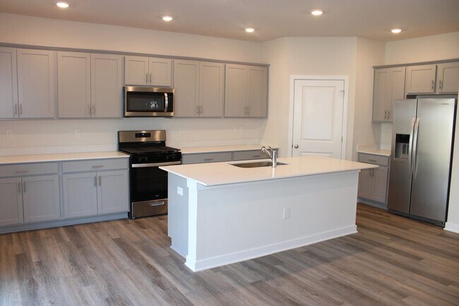 Foto del edificio - 251 Correri St