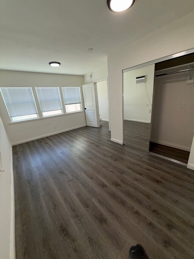 Foto del edificio - 6006 W Pico Blvd