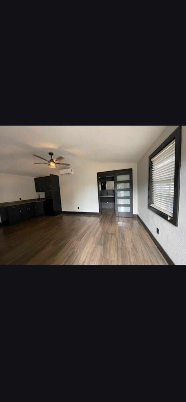 Building Photo - 7009 Kingsbury Cir