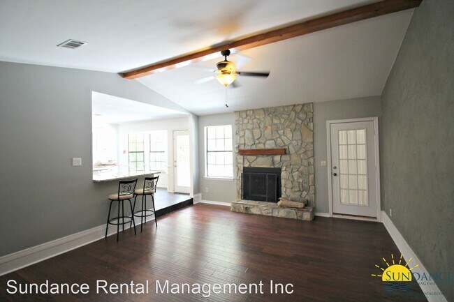 Building Photo - 3 br, 2 bath House - 125 Oak Shores Drive