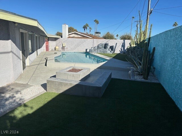 Foto del edificio - 2205 Sombrero Dr