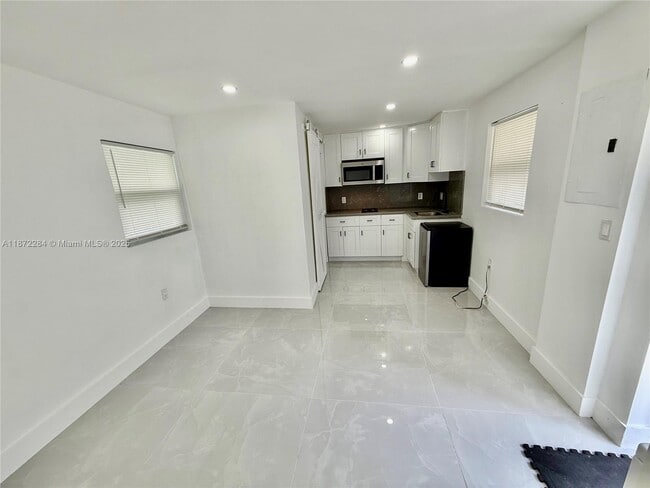 Building Photo - 2885 NW 56th St