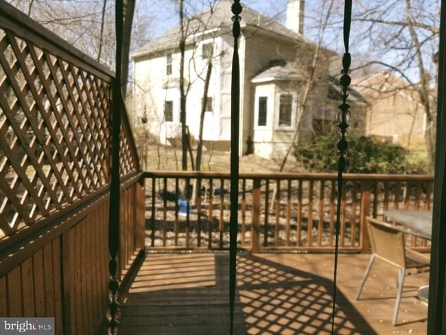 Photo - SPACIOUS TH IN OLNEY House