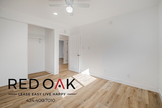 Foto del edificio - 927 Daisy Ave