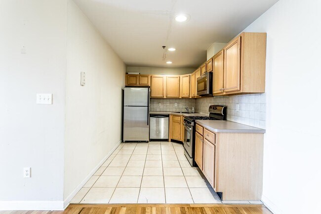 Kitchen (from Dining Room) - 88 Clinton St