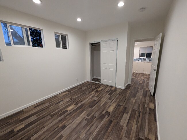 Foto del edificio - 7500 Yarmouth Ave