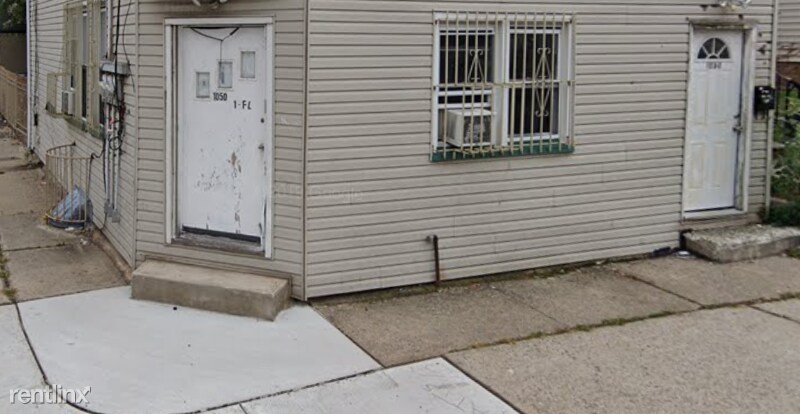 Primary Photo - 4 br, 2 bath Townhome - 1050 Anna St 1 Unit 1