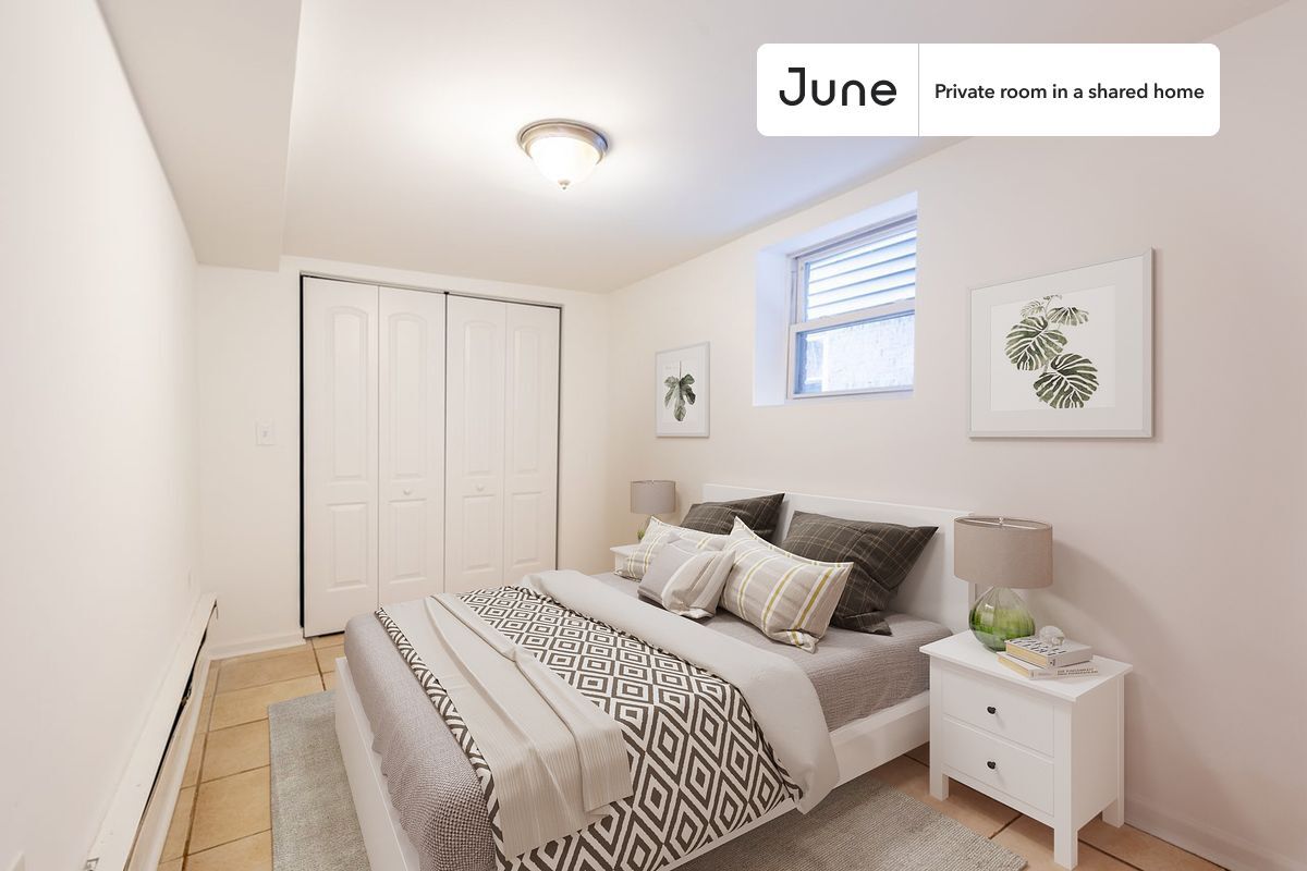 Private bedroom in 3 bed/1 bath Home - Private bedroom in 3 bed/1 bath Home
