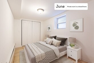 Building Photo - Room in Shared 3 bed/1 bath home