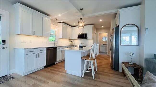 Foto del edificio - 115 Wellington Ave