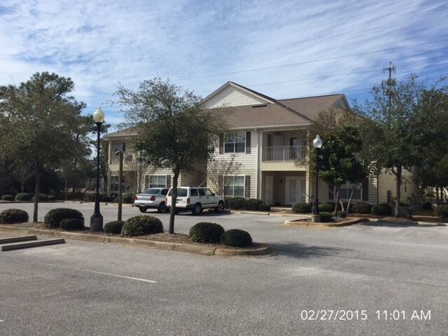Primary Photo - Nice 2 Bedroom Unit at Creets Crossing