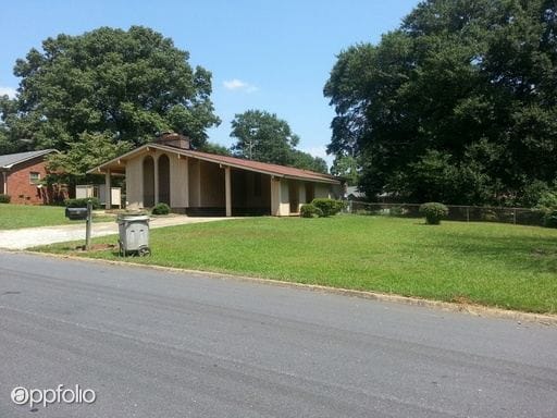 Building Photo - 113 Lanceway Dr
