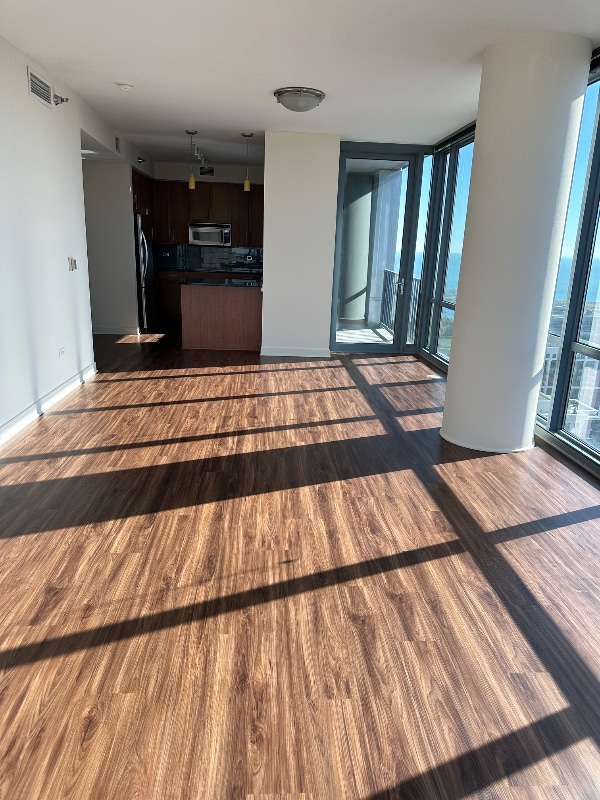 Photo - 1277 S Michigan Ave Apartment