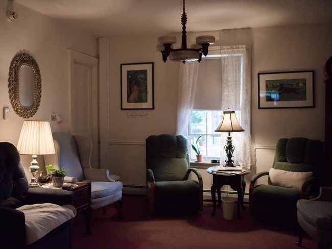 Interior Photo - 26 Union St