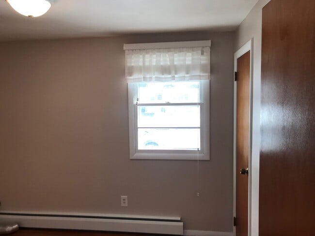 Building Photo - 118 Pako Ave