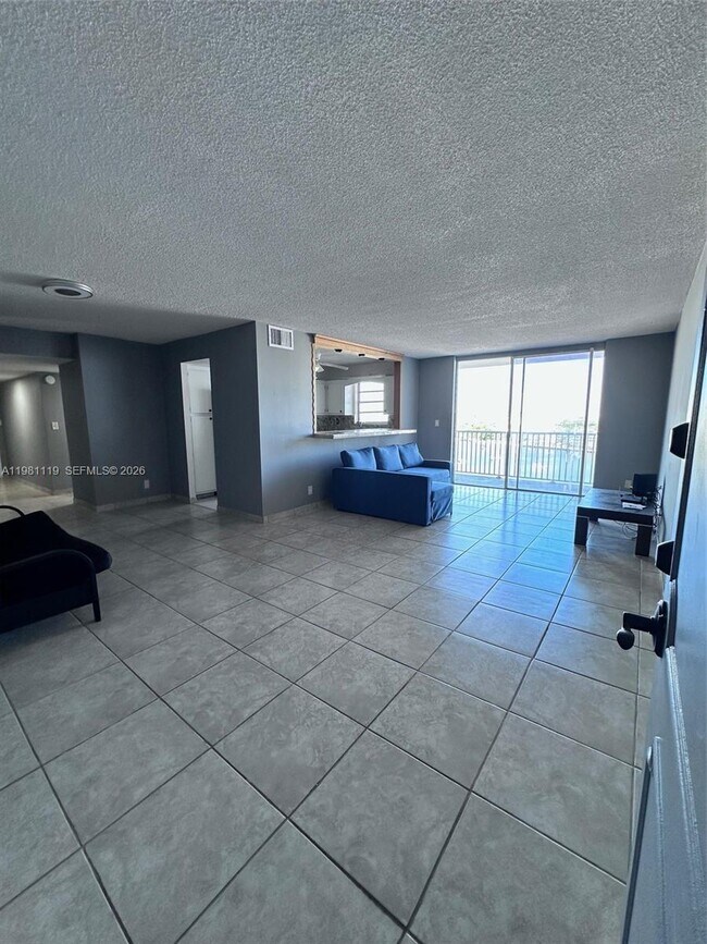Foto del edificio - 137 Golden Isles Dr