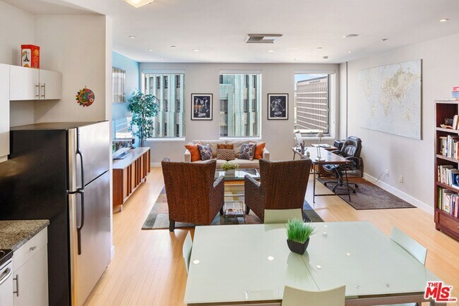 Foto del edificio - 3810 Wilshire Blvd