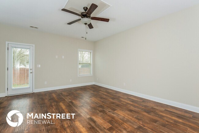 Building Photo - 1209 Catawba Way