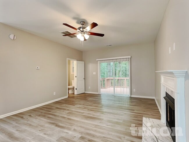 Building Photo - 1218 Azalea Dr