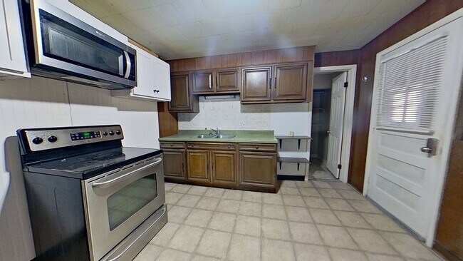 Foto del edificio - Charming Second-Floor Living