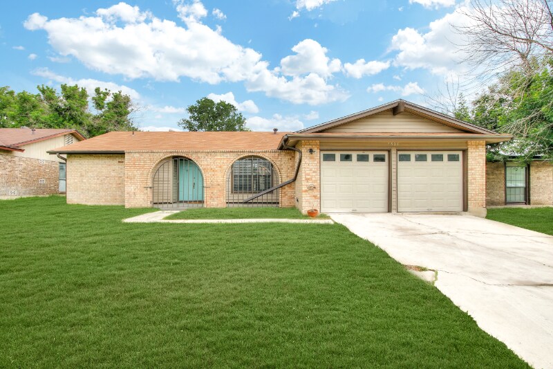 Primary Photo - 7535 Lincoln Village Dr
