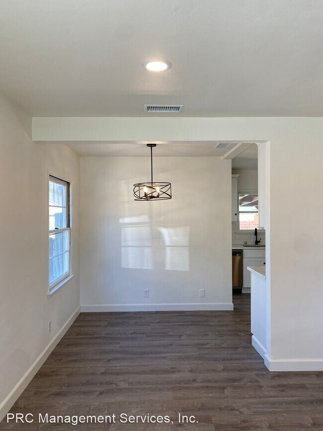 Foto del edificio - 2 br, 1 bath House - 1032 N. Valley Street