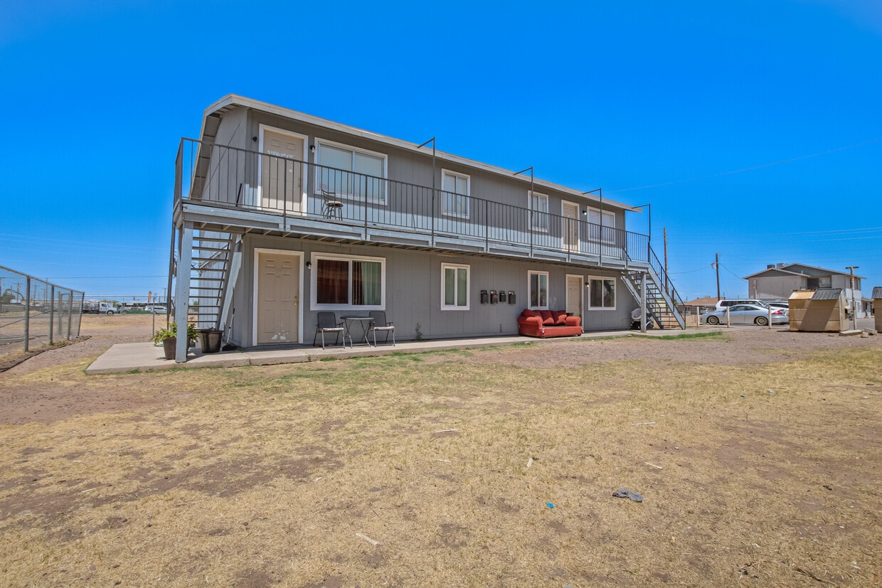Foto principal - 1623 E Wood St