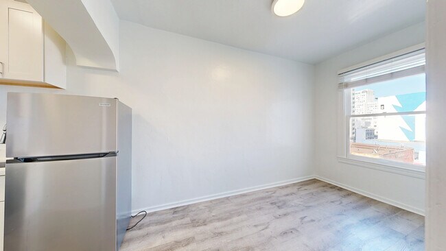 Foto del edificio - 723 Ellis St